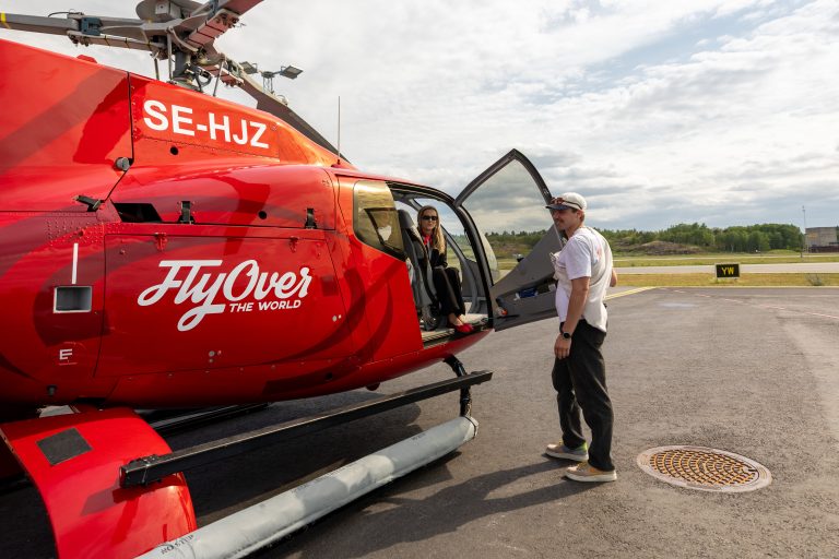 3 vaxholm looking from inside helicopter