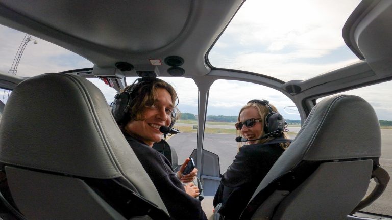 7 grinda inside helicopter looking back